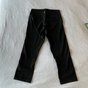 Wunder Under Luxtreme 23” Black Leggings